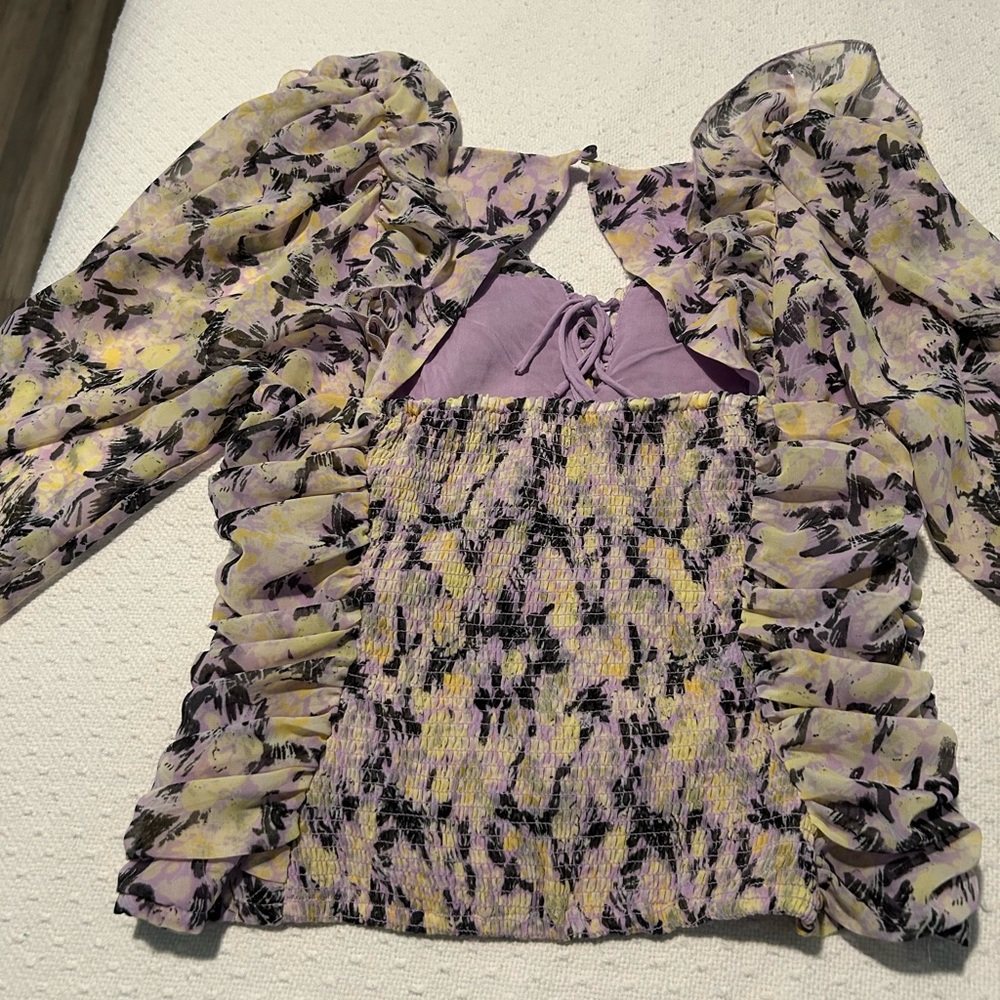 Free people blouse gorgeous tie front size large
